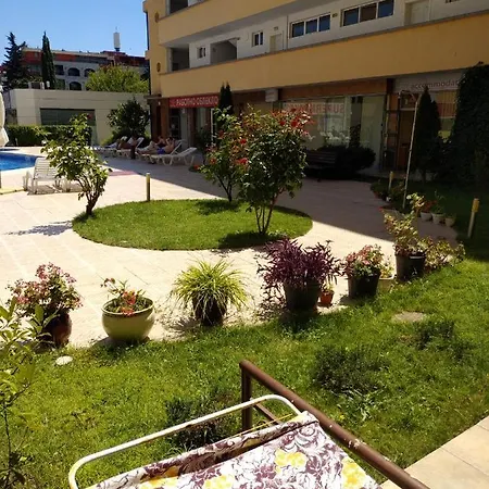 Апортомент Сони Дей 1 Apartment