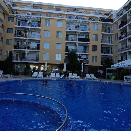 Apartment Апортомент Сони Дей 1 *